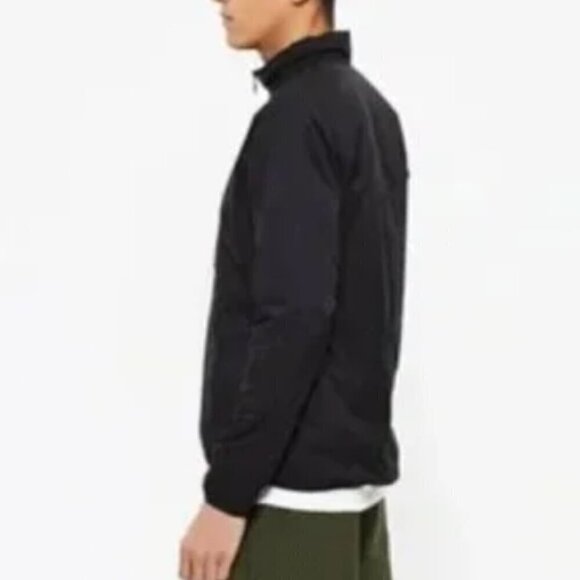 Goldwin Insulated Pullover Jacket Black Medium NWT - Picture 1 of 15